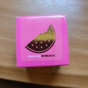 Jeffree star lip scrub watermelon gum
